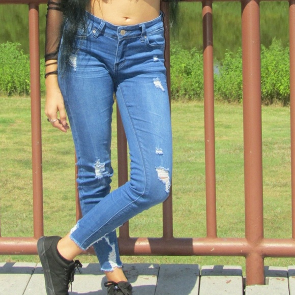 Distress denim jeans - Picture 1 of 3